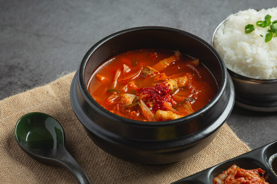 KOREAN DISHES WITH KIMCHI visual data 4